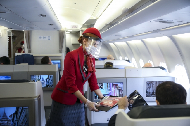 Normalleşme sürecinin ilk uçuşu gerçekleştirildi